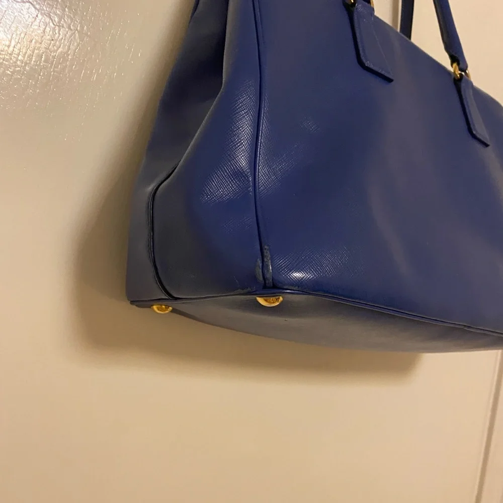 Prada Safiano - Picture 7 of 11